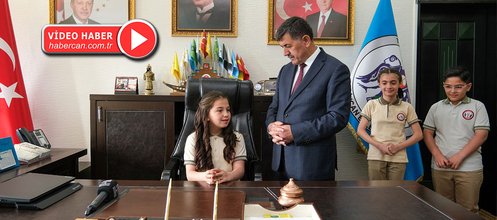 Erzincan’da Çocuk Başkanlar Makamı Devraldı