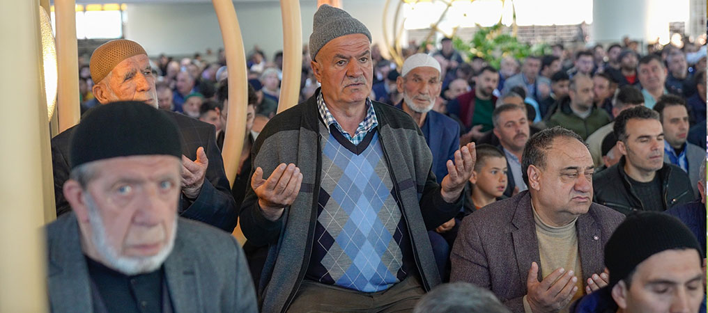 11 Ayın Sultanı Ramazan, Bayram Namazıyla Uğurlandı