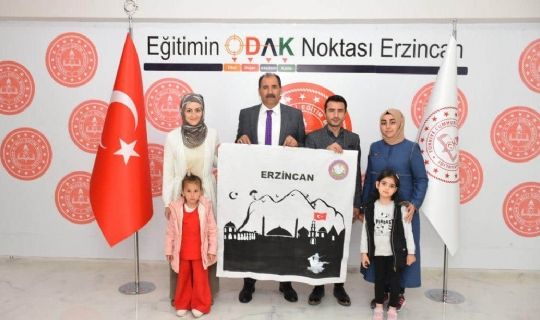 İl Milli Eğitim Müdürü Gün’e “Minik Eller Büyük Türkiye" Ziyareti