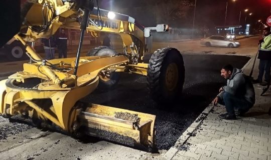 Erzincan Belediyesi Üst Yapı Çalışmalarını Gece Mesaisiyle Sürdürdü