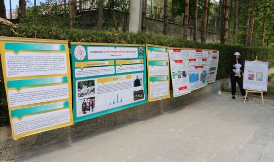 TÜBİTAK 4006 Bilim Fuarında Sergilenen 20 Projenin Açılışı Yapıldı