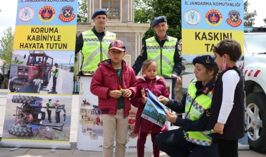 Erzincan’da  5 Adımda Güvenli Trafik Uygulaması Yapıldı