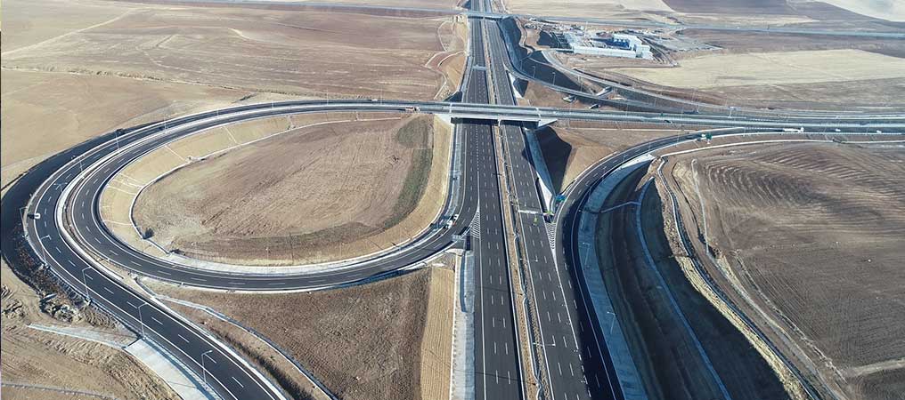Ankara-Niğde Otoyolu İle Seyahat Süresi Yarı Yarıya Azaldı