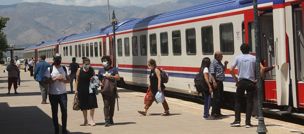Bayramda 7 Milyon 519 Bin 428 Kişi Demiryollarını Kullandı