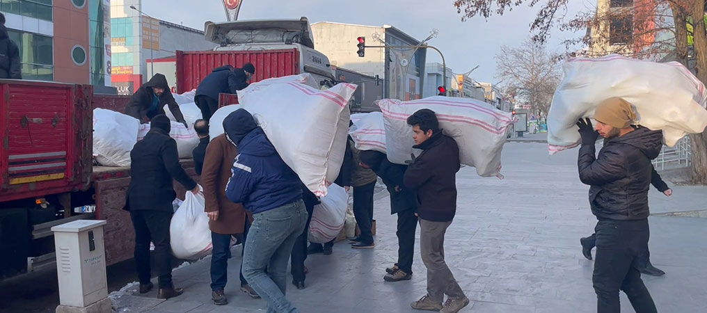 Can Erzincan'dan Malatya Doğanşehir'e Yardım Eli