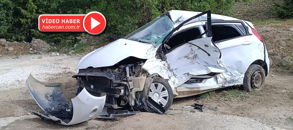 Cenazeye Giden Otomobil Şarampole Uçtu: 3 Kişi Yaralı