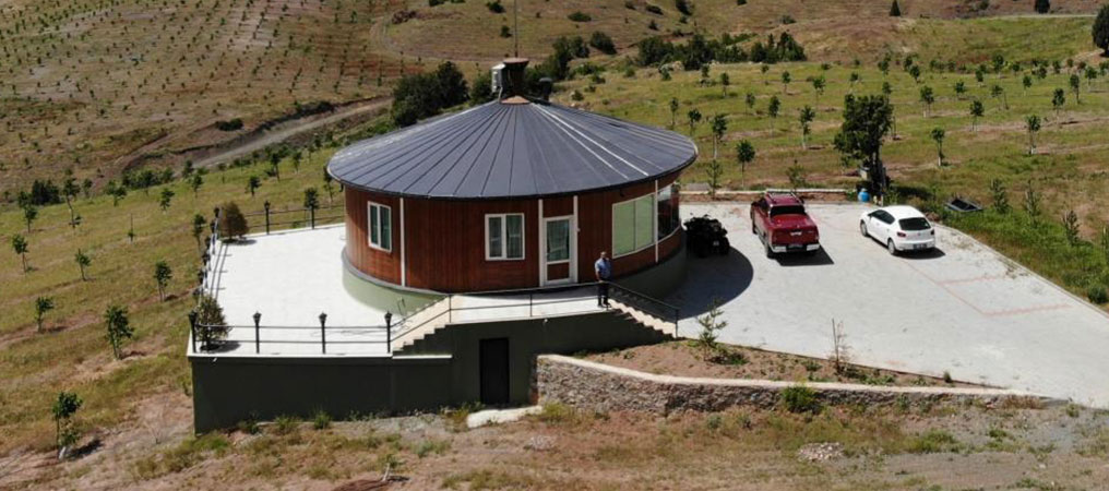 Dağ Başında 360 Derece Dönen Ev