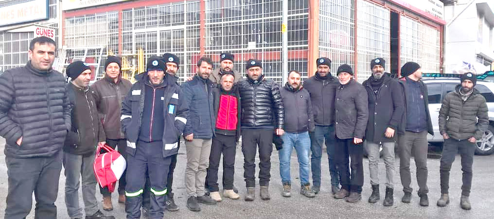 Erzincan Demirciler Odası Deprem Bölgesine Yardım Götürdü