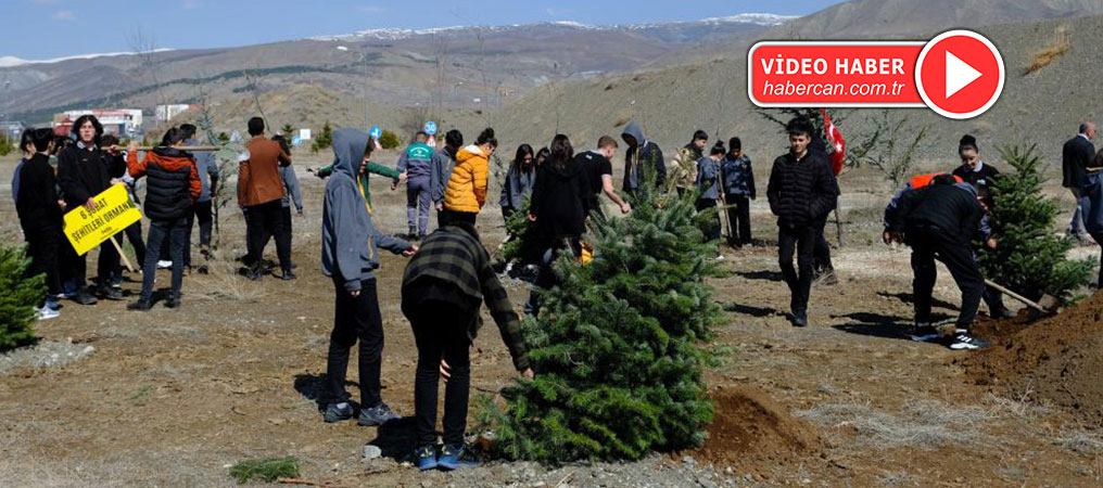 Deprem Şehitleri Anısına Fidanlar Toprakla Buluştu