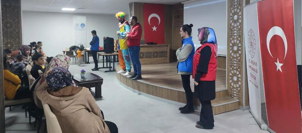 Depremzede Çocuklar İçin Etkinlikler Düzenleniyor