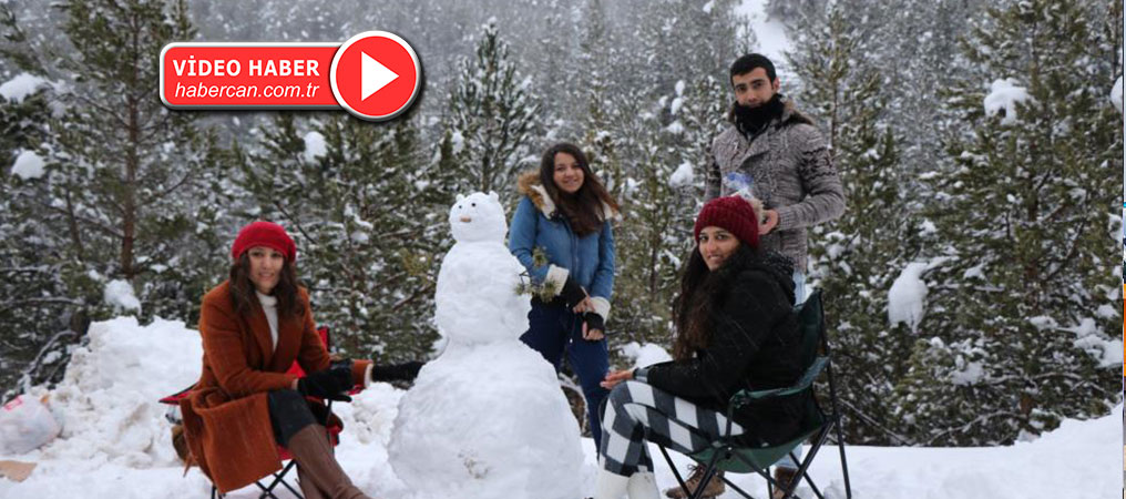 Dumanlı Tabiat Parkı Beyaza Bürüdü