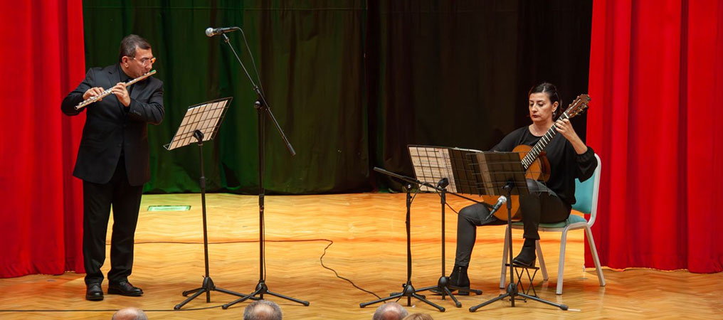 EBYÜ’de Flüt-Gitar Konseri Düzenlendi