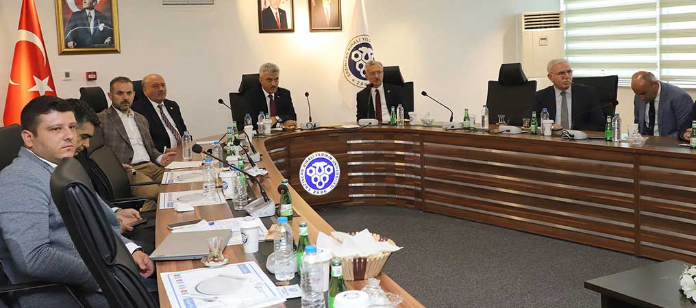 EBYÜ’de “YAŞAM MERKEZİ” Bilgilendirme Toplantısı yapıldı