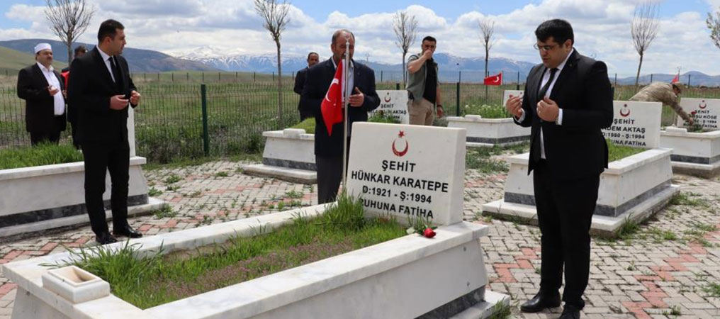 Edebük'de Katledilen 9 Vatandaş Dualarla Anıldı