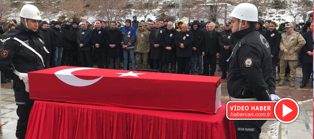 Enkaz Altından Çıkartılan Şehit Polisin Cenazesi Memleketine Gönderildi