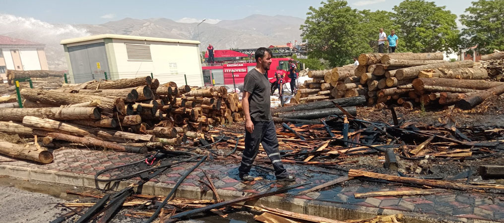 Erzincan Keresteciler Sitesinde Yangın