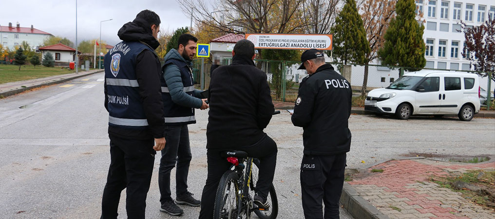Erzincan, Suçla Mücadeleye Karşı Bilgilendiriliyor 
