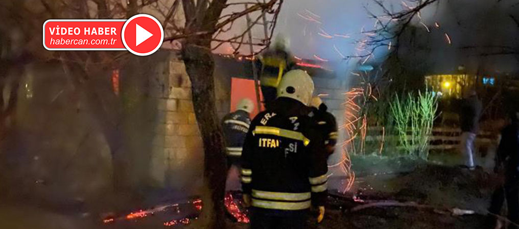 Erzincan’da Ahır Yangını