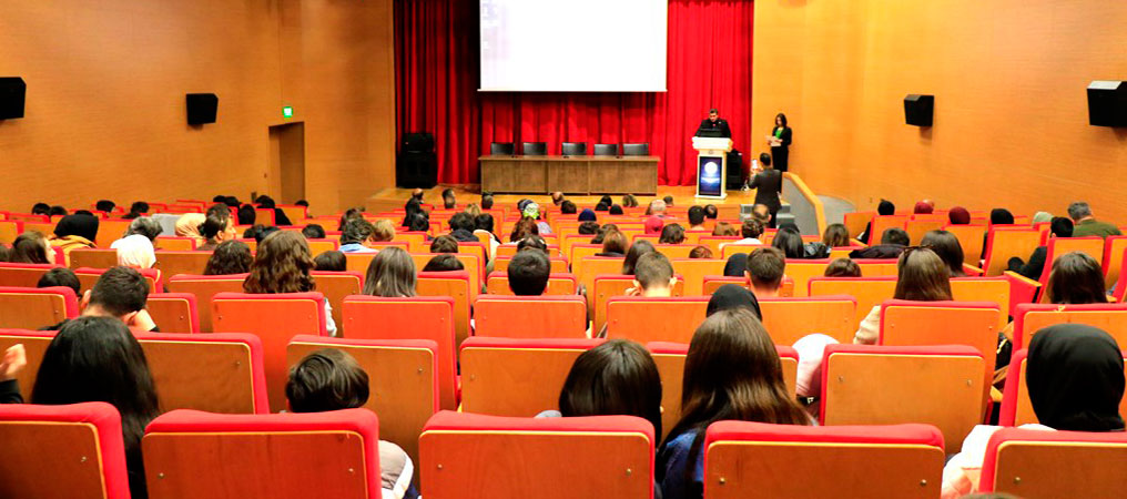 Erzincan'da Engelliler Haftası Konulu Konferans Düzenlendi