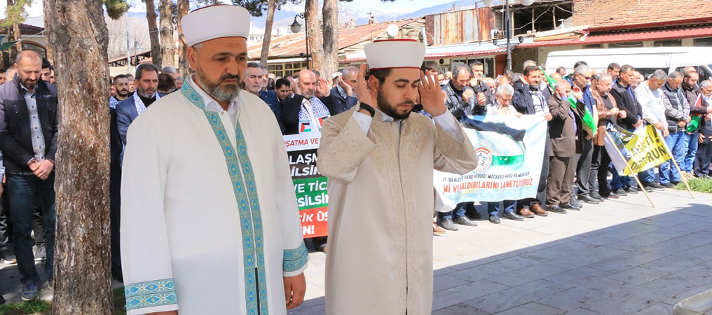 Erzincan’da Gazze Şehitleri İçin Gıyabi Cenaze Namazı Kılındı