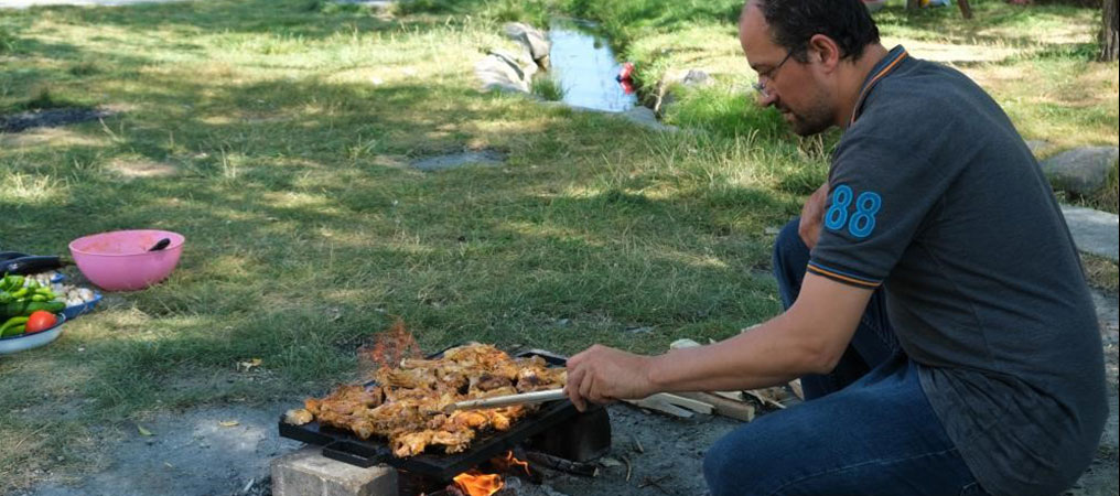Erzincan'da Hafta Sonu Piknik Yoğunluğu