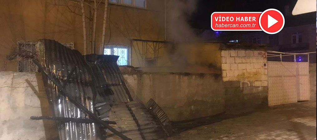 Erzincan’da Odunluk Yangını