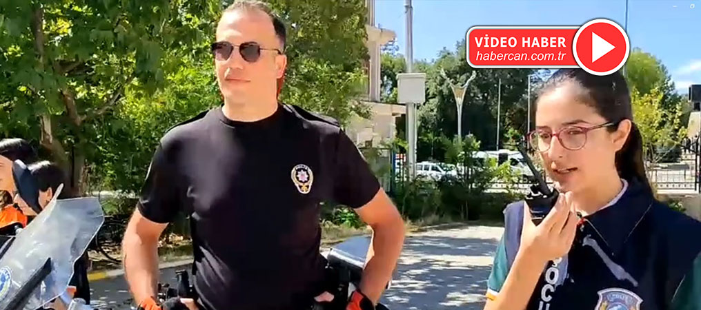 Erzincan'da Polisler Görevde, Çocuklar Güvende 