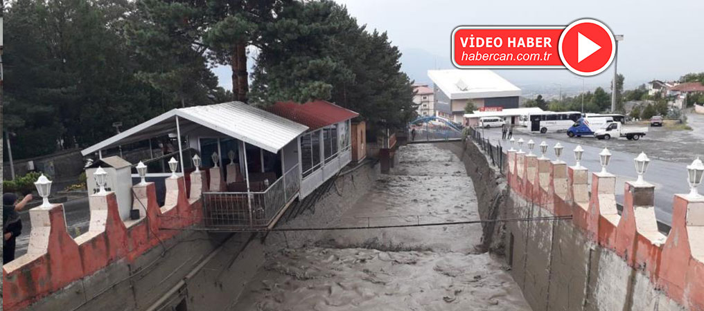 Erzincan’da Sağanak Yağış Derelerden Sel Getirdi