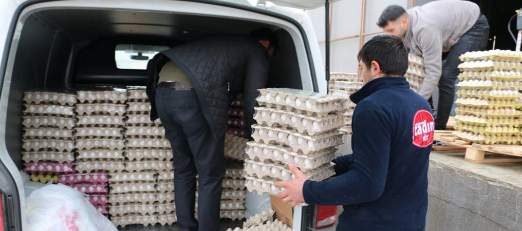 Erzincan’dan Afet Bölgesine Yardımlar Sürüyor