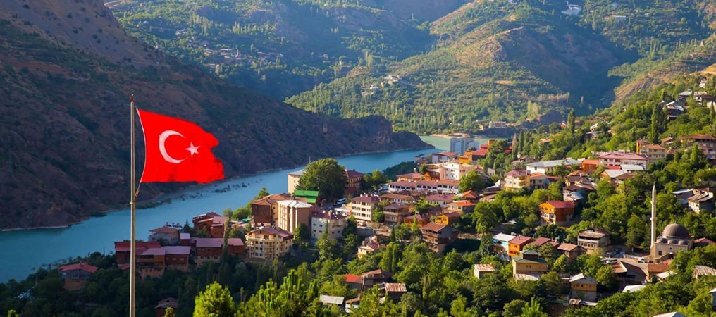 Erzincan'ın En Güzel İlçesi Kemaliye Oldu