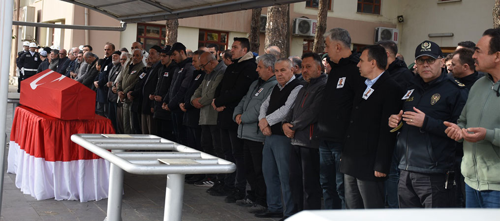 Erzincanlı Polis Memuru Parmaksızoglu Ebediyete Uğurlandı