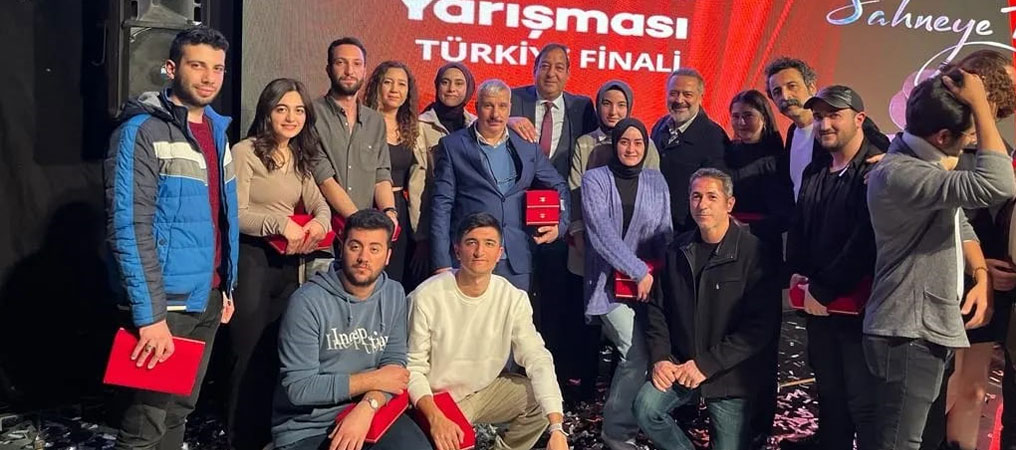 Gençler Arası Tiyatro Yarışması Türkiye Finaline Erzincan Damgası