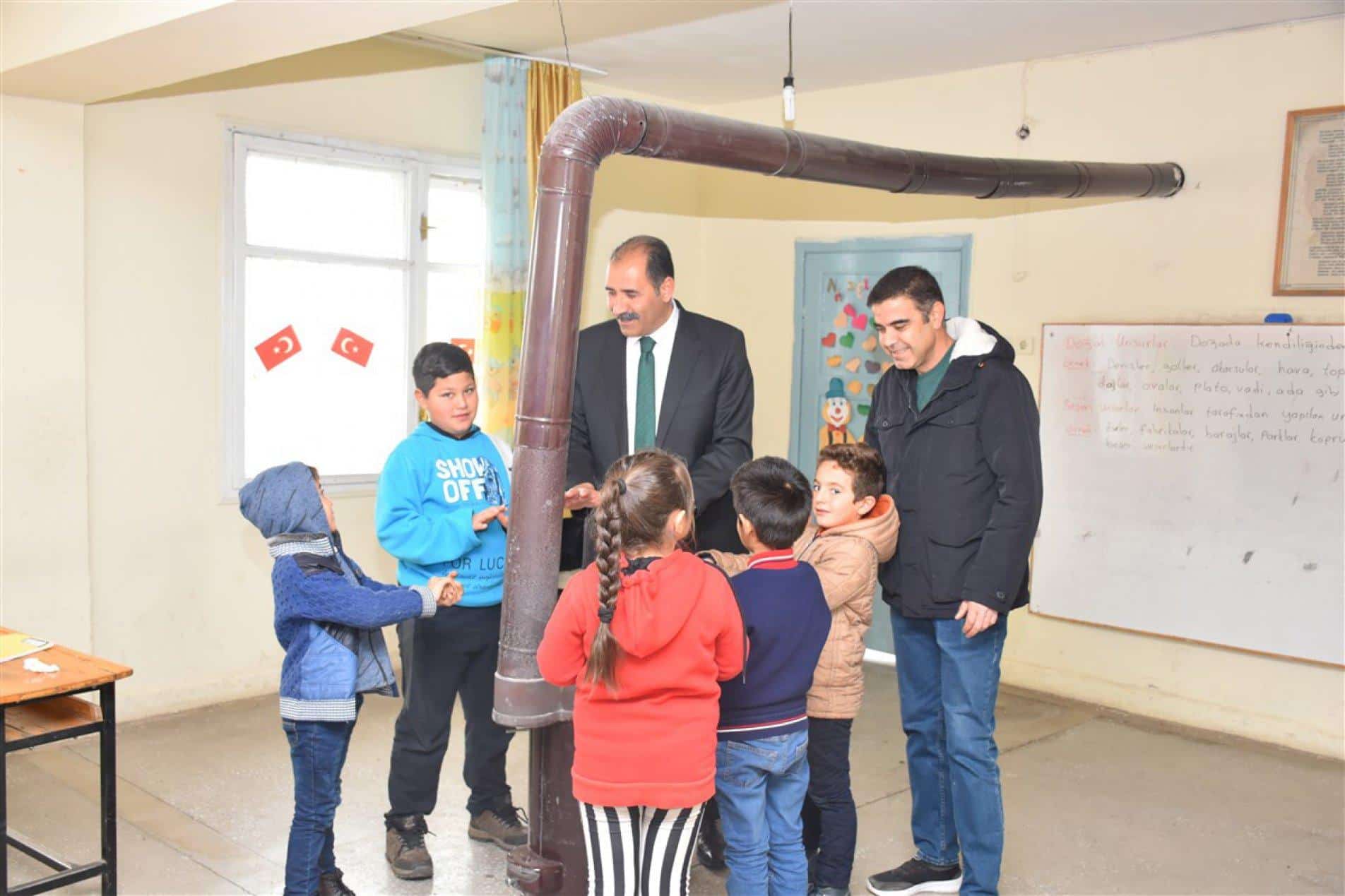 Gün Okul Ziyaretlerini Sürdürdü