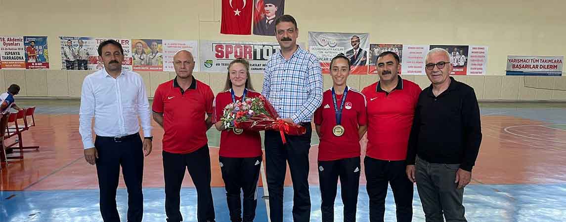 Bakan Yardımcısı Aksu’dan Madalya Kazanan Sporculara Ödül