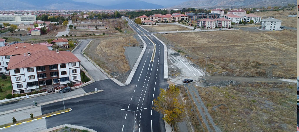 Hacı Ali Akın Caddesinde Sıcak Asfalt ve Tretuvar Çalışmaları Tamamlandı