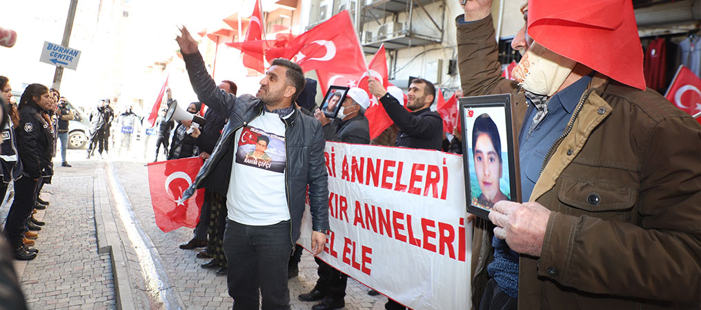  Hakkarili Annelerin Evlat Nöbeti 40'ıncı Haftada   