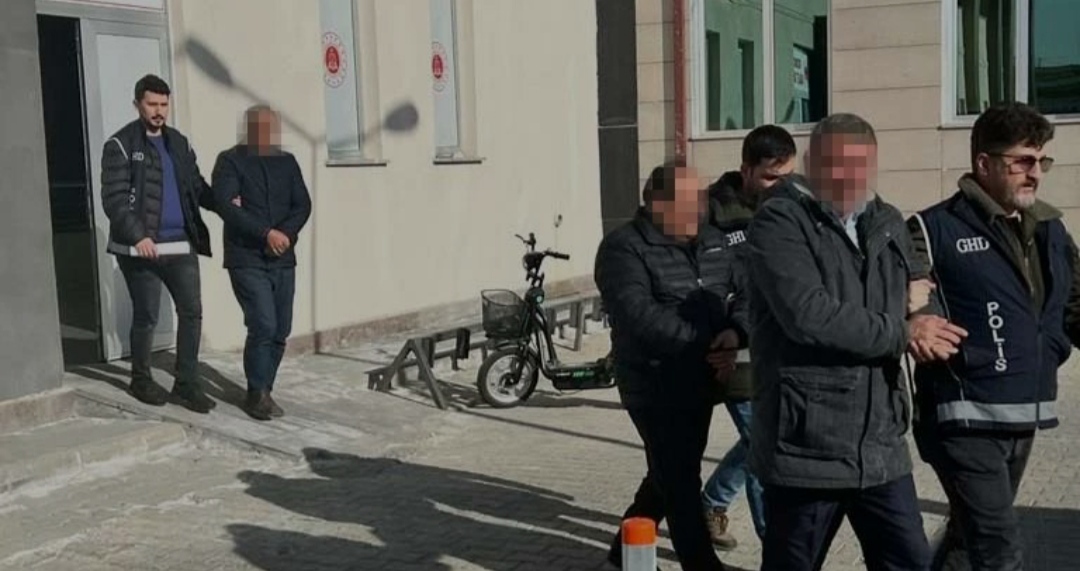 Erzincan'da göçmen kaçakçılığı yapan 3 şahıs yakalandı