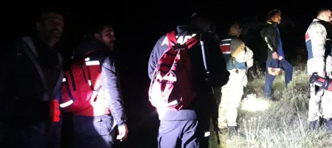 Erzincan'da kaybolan 2 kişi 10 saat sonra bulundu