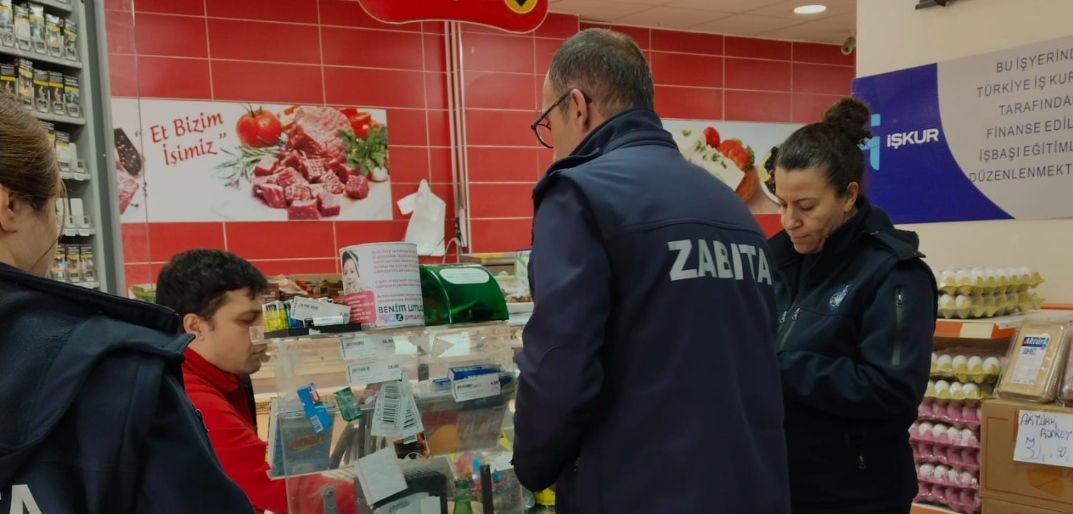 Erzincan'da Zabıta Marketlerde Etiket Denetimi Yaptı
