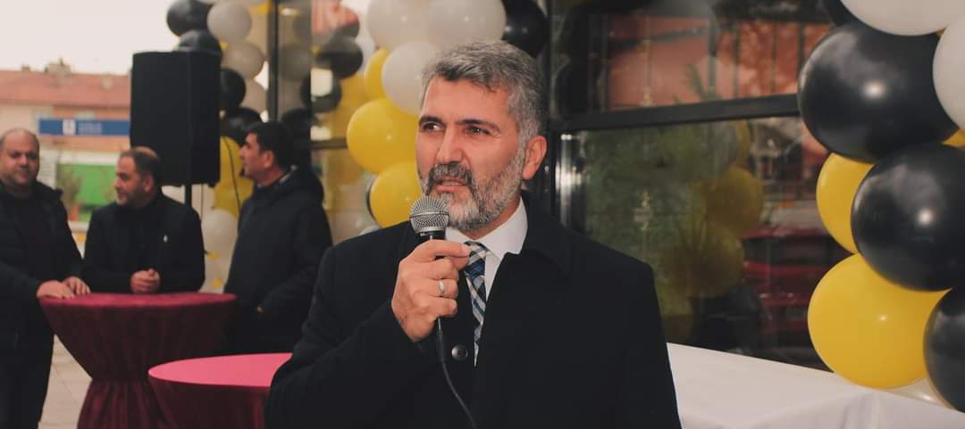 Yüksel Çakır Kimdir?