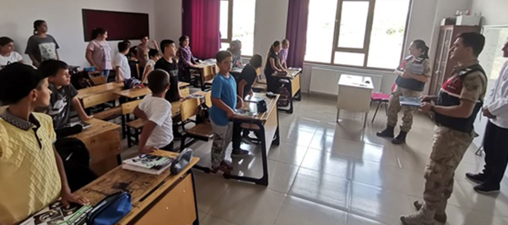 Jandarmadan ‘KADES’ Uygulaması Eğitimi