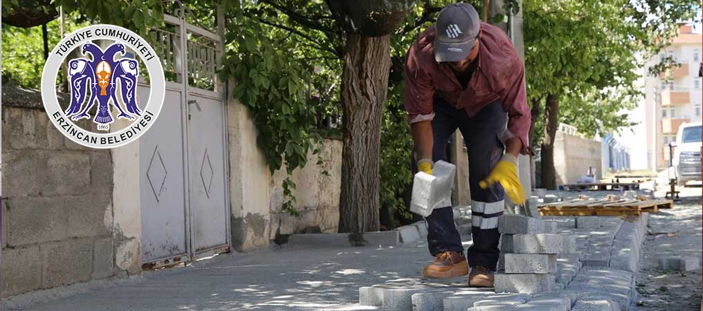 Kaldırım Çalışmaları Devam Ediyo