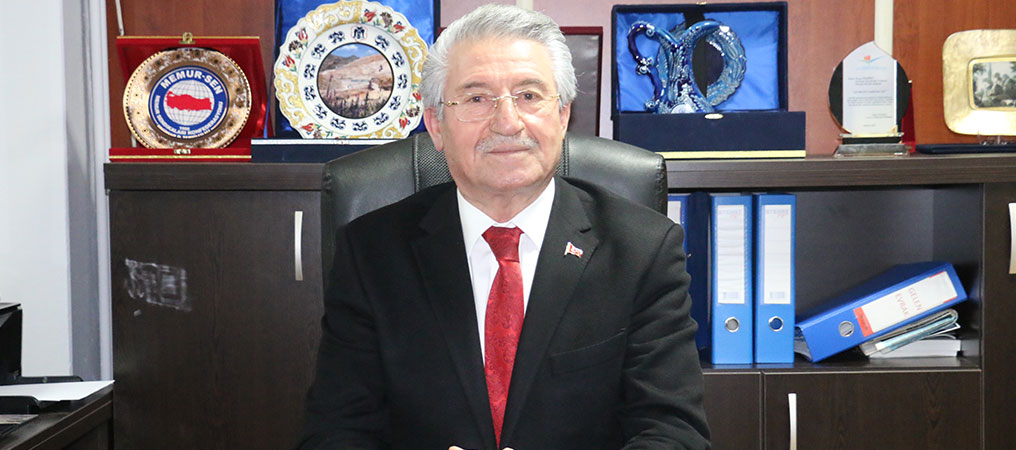 Karakelle; “Ülkenin İhtiyaç Duyduğu Nitelikli Nesilleri Yetiştirecek Olan Öğretmenlerimizdir”