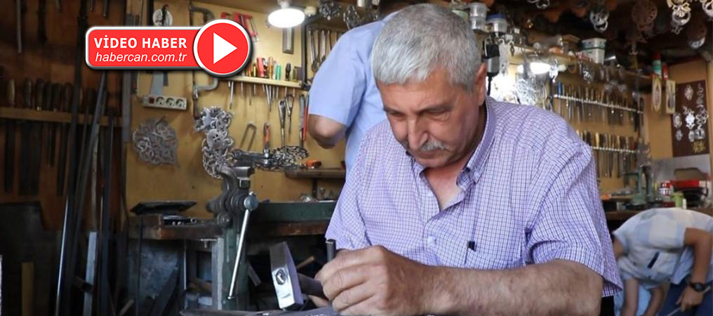 Kemaliye’nin Son Kapı Tokmak Ustası Hayatını Kaybetti