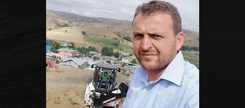 Köy Muhtarı Traktör Kazasında Hayatını Kaybetti