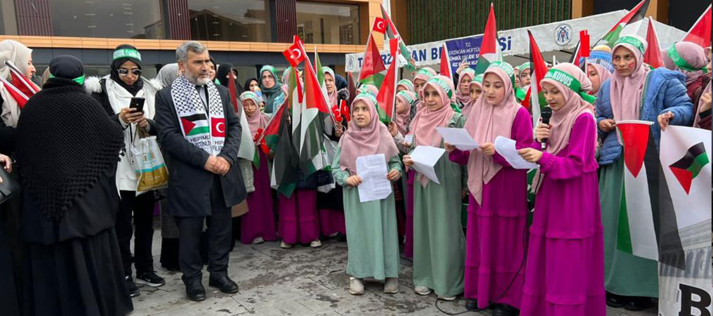 Kur’an Kursu Öğrencilerinden Filistin’e Destek