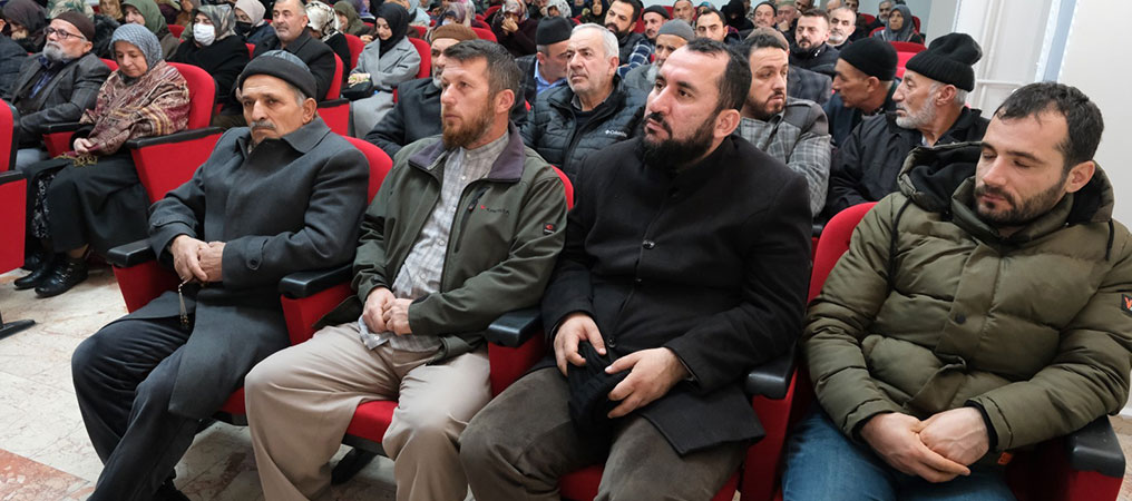 Kutsal Topraklara Gidecek Umrecilere Eğitim  Verildi