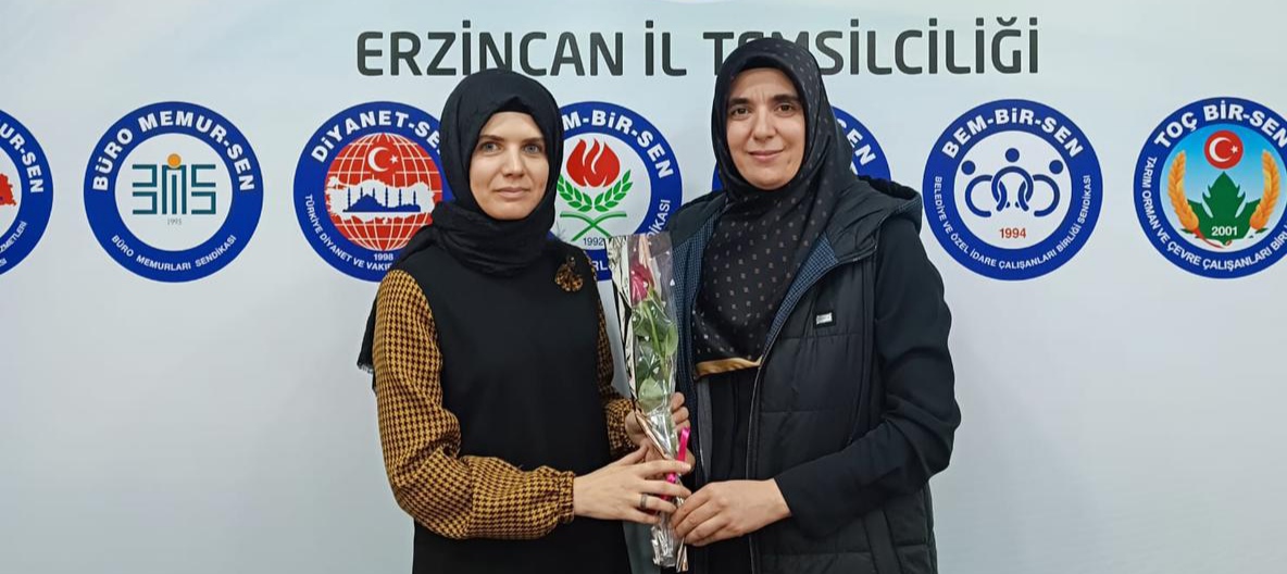 Merve Bulut Kur'an Kursu Öğreticileri İle Bir Araya Geldi  