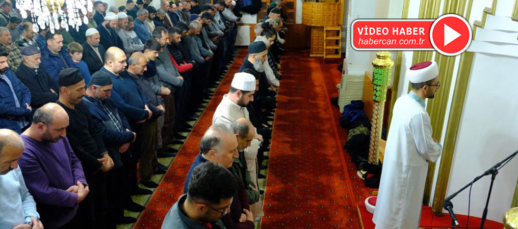 Osmanlı Usulü Teravih Namazı! 300 Yıllık Geleneği Yaşatıyorlar