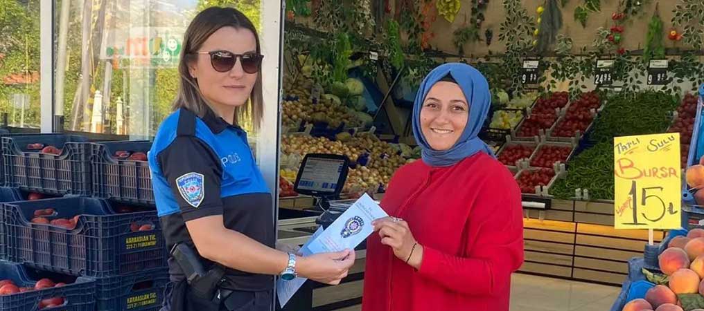 Polis Ekipleri Sahte Para ve Dolandırıcılığa Karşı Esnafı Uyardı